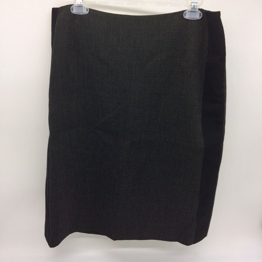 Akris Pinestriped Knee Length Pencil Skirt with Solid Black Side Panels - Picture 1 of 11
